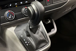 met. musta Volkswagen Transporter 2021 kuva 26.