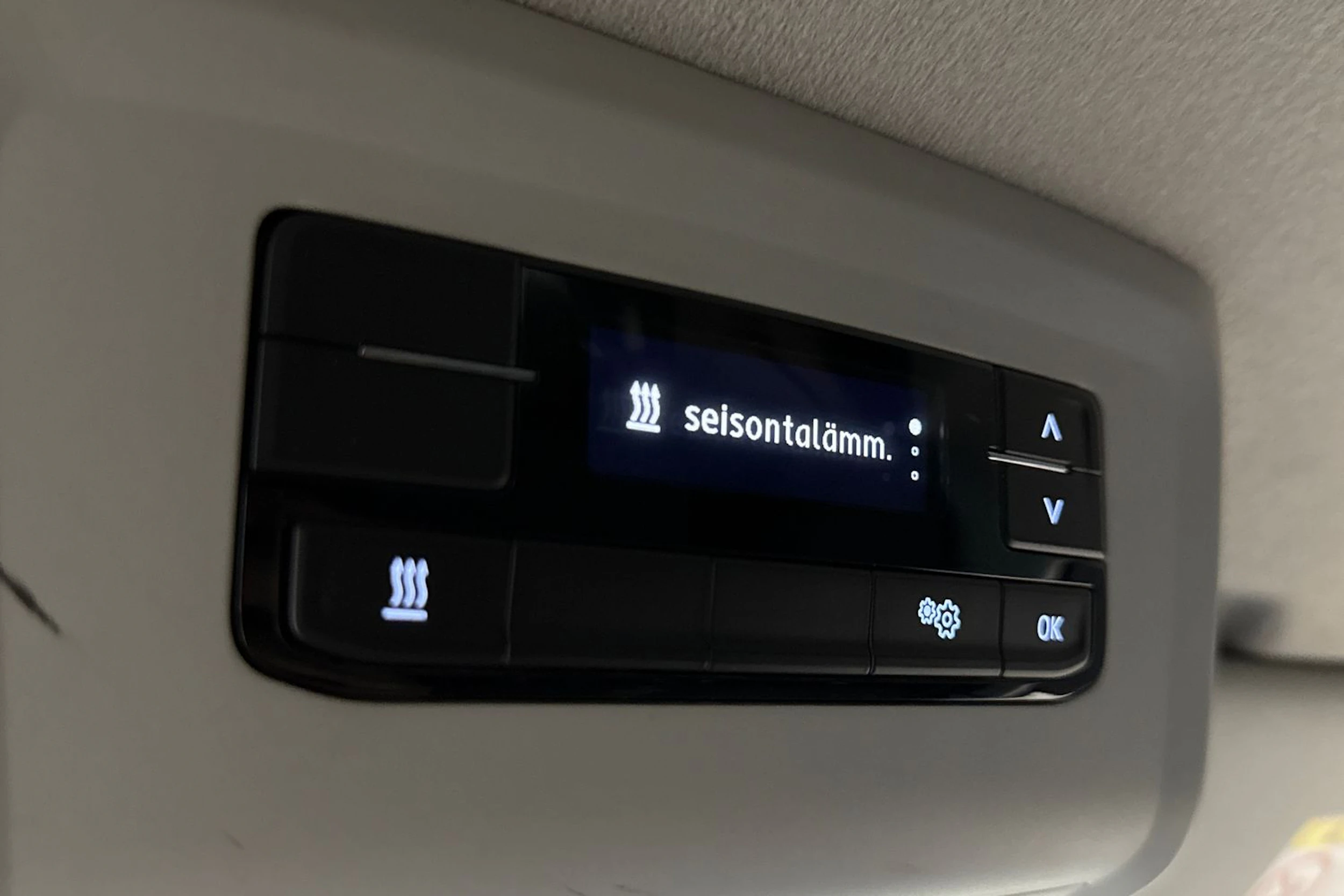 met. musta Volkswagen Transporter 2021 kuva 27.