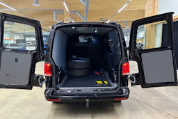 met. musta Volkswagen Transporter 2021 kuva 31.