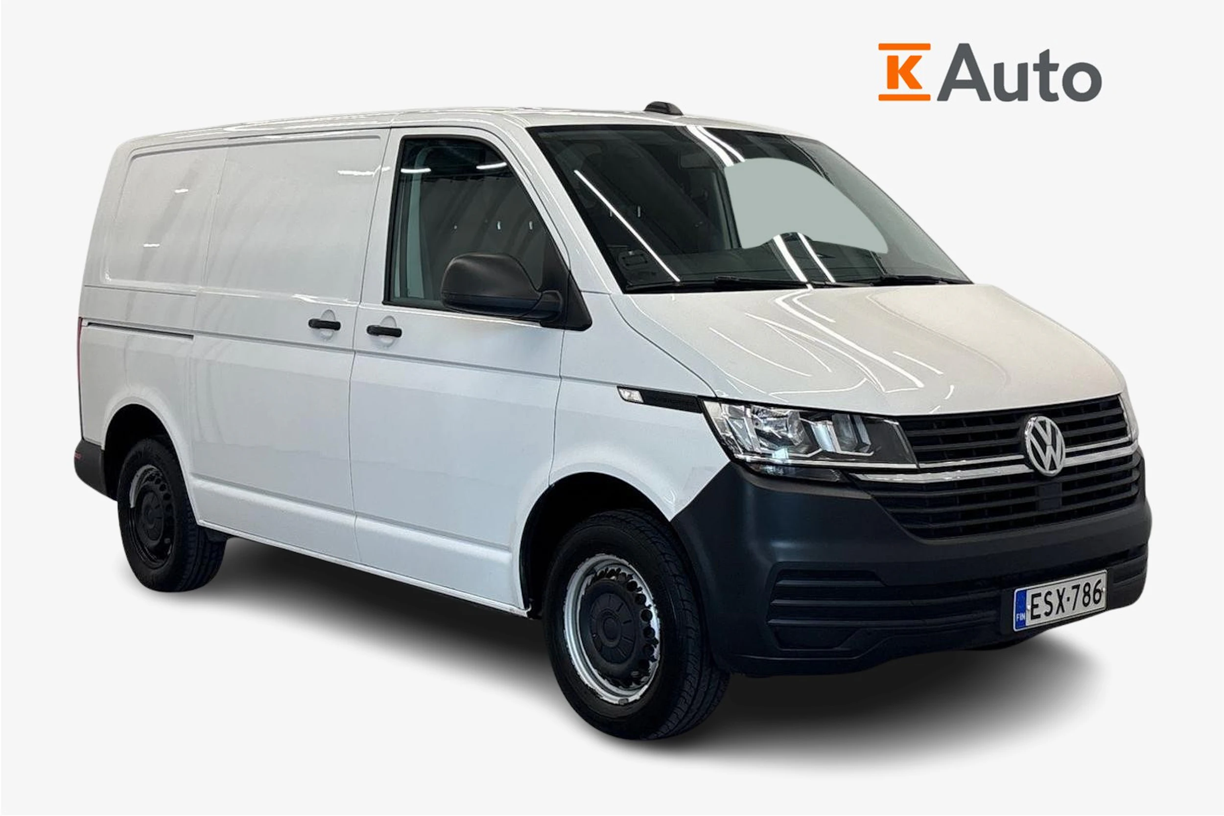 valkoinen Volkswagen Transporter 2021 kuva 1.