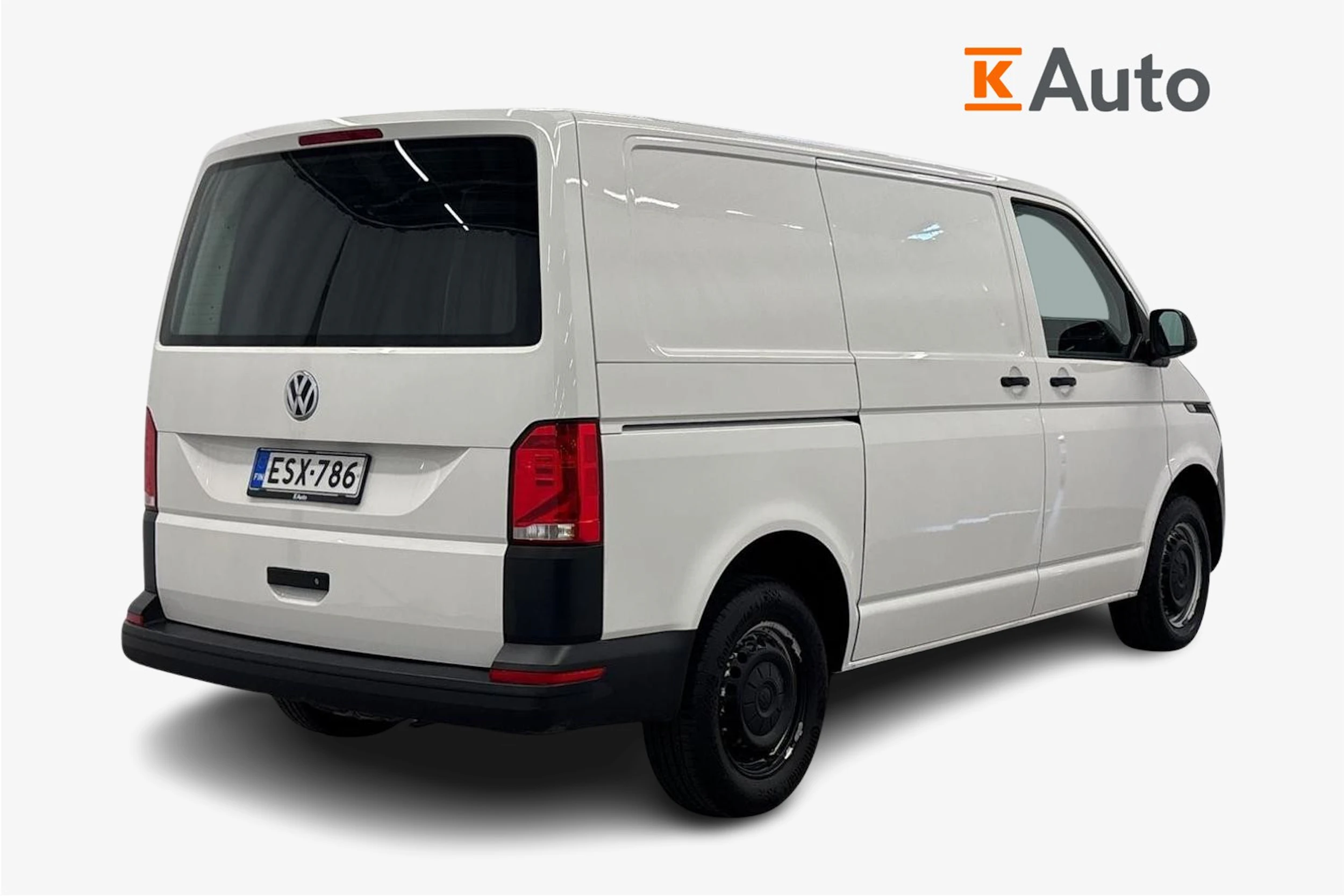 valkoinen Volkswagen Transporter 2021 kuva 2.