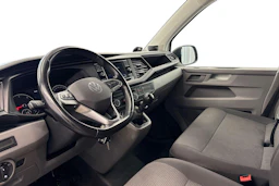 valkoinen Volkswagen Transporter 2021 kuva 6.