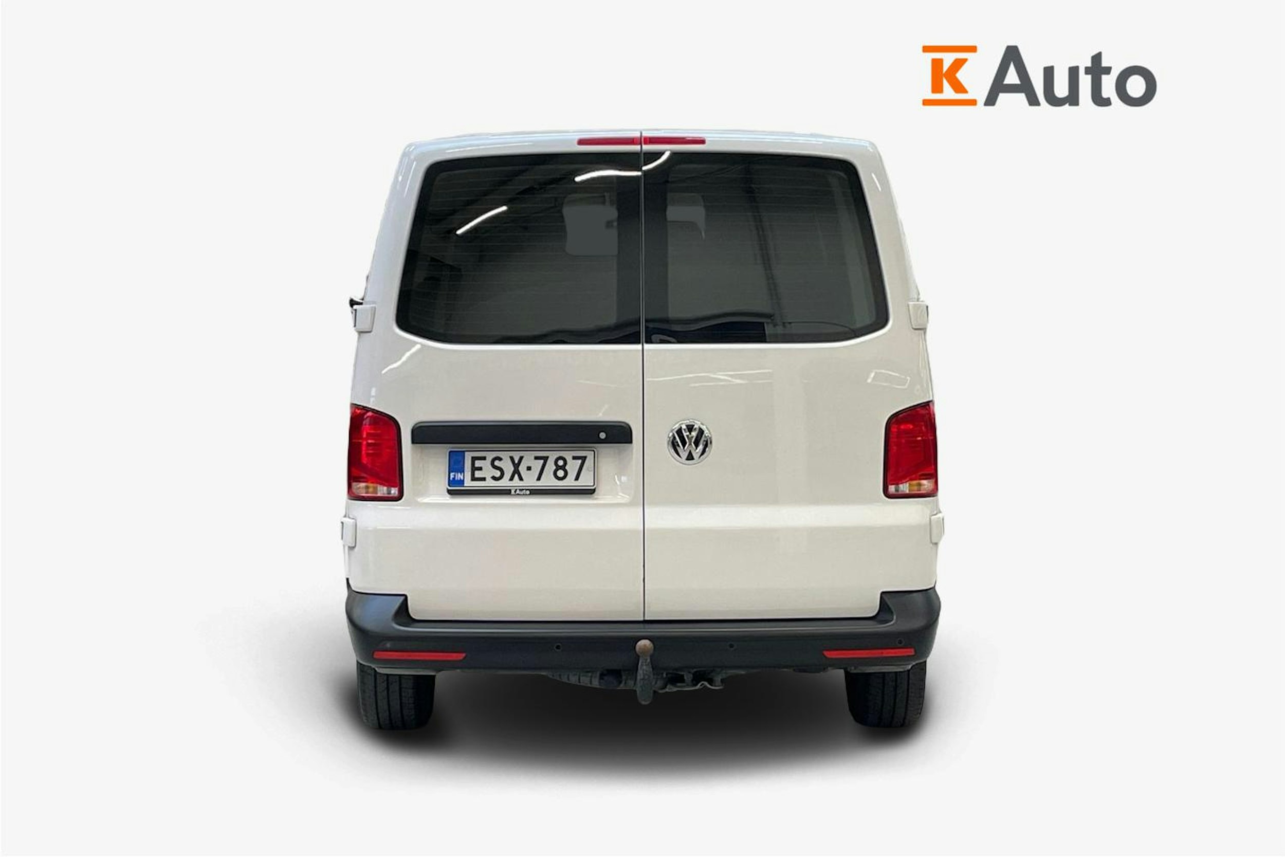 valkoinen Volkswagen Transporter 2021 kuva 3.