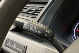 valkoinen Volkswagen Transporter 2021 kuva 20.