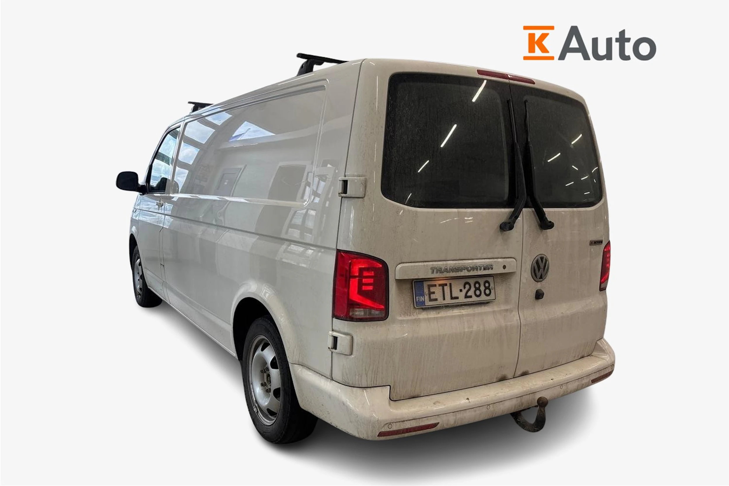 valkoinen Volkswagen Transporter 2021 kuva 2.