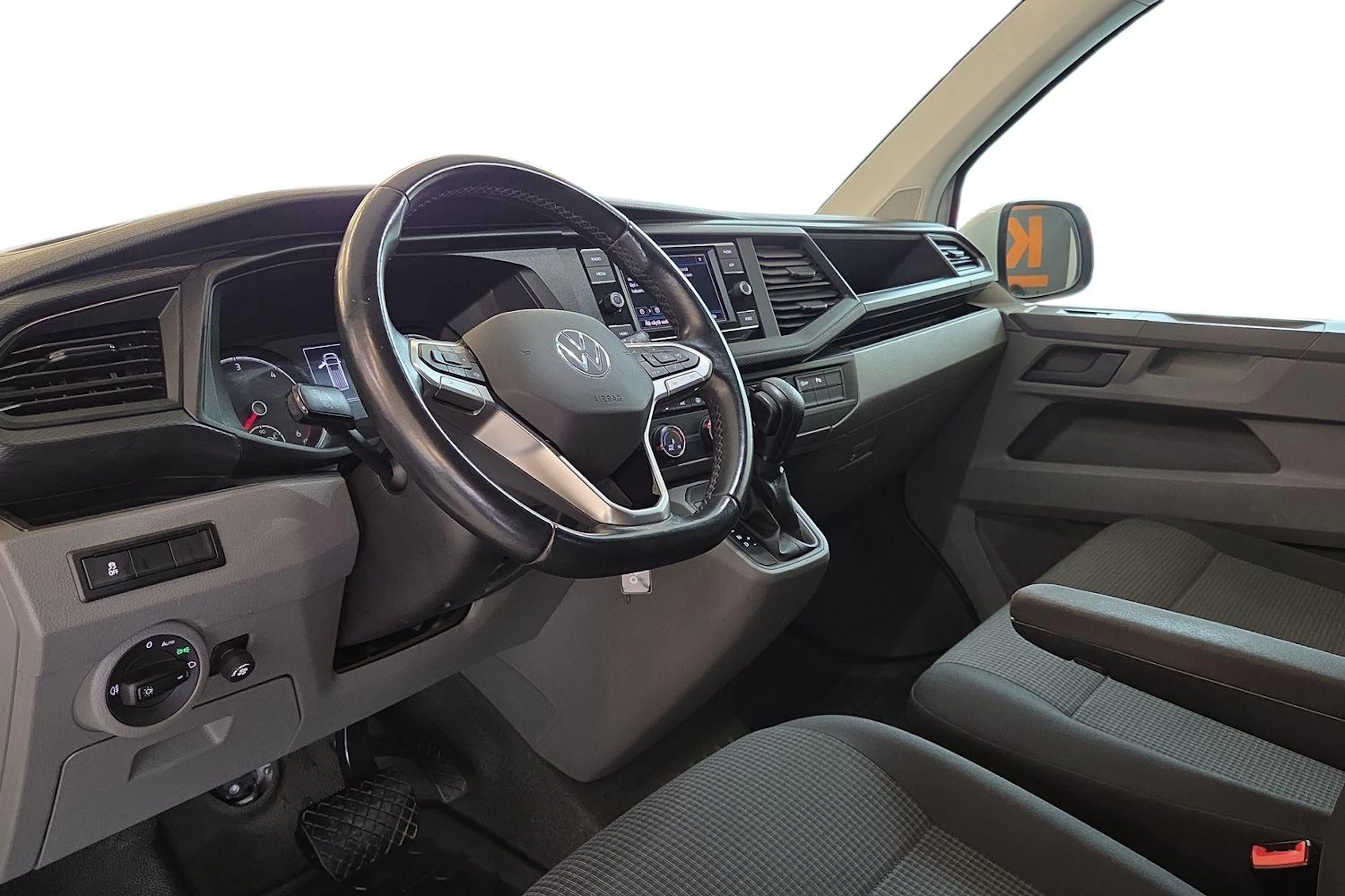 Valkoinen Volkswagen TRANSPORTER 2021 kuva 8.