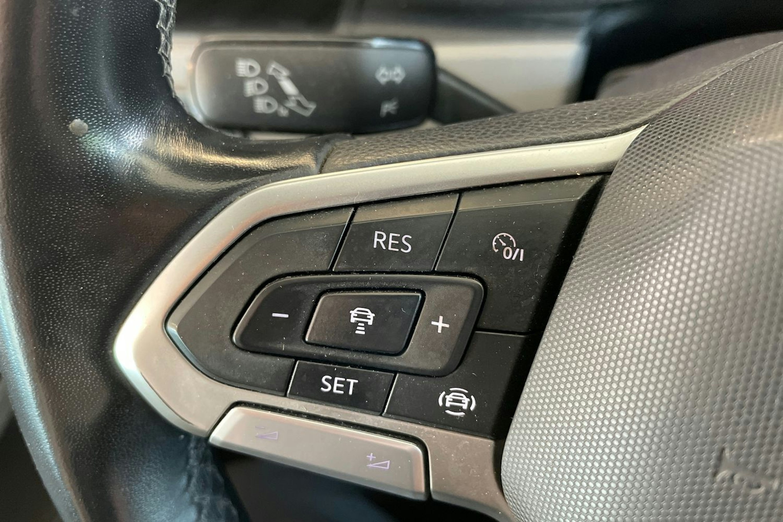 Musta Volkswagen TRANSPORTER 2021 kuva 15.
