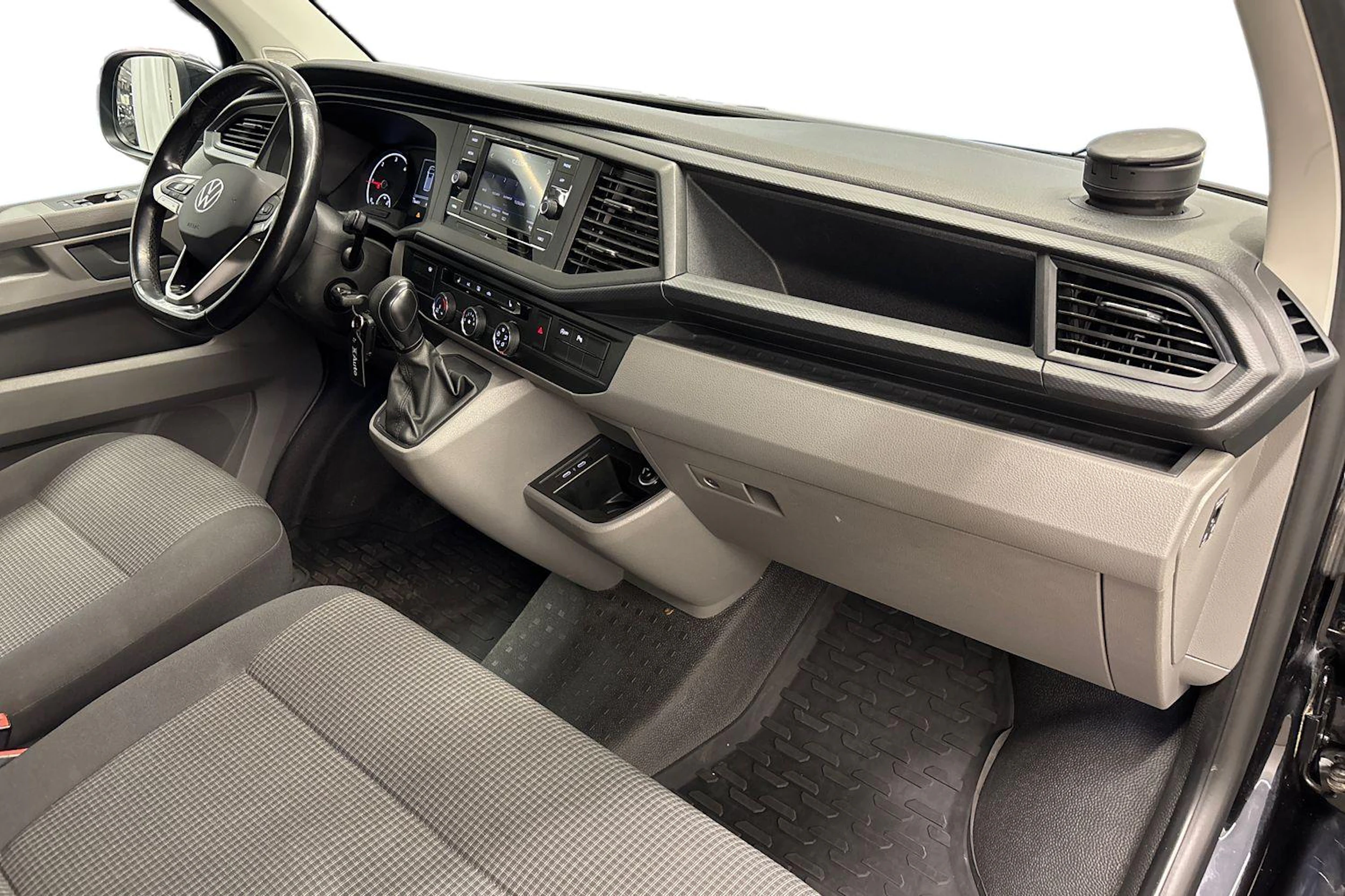 met. musta Volkswagen Transporter 2021 kuva 9.