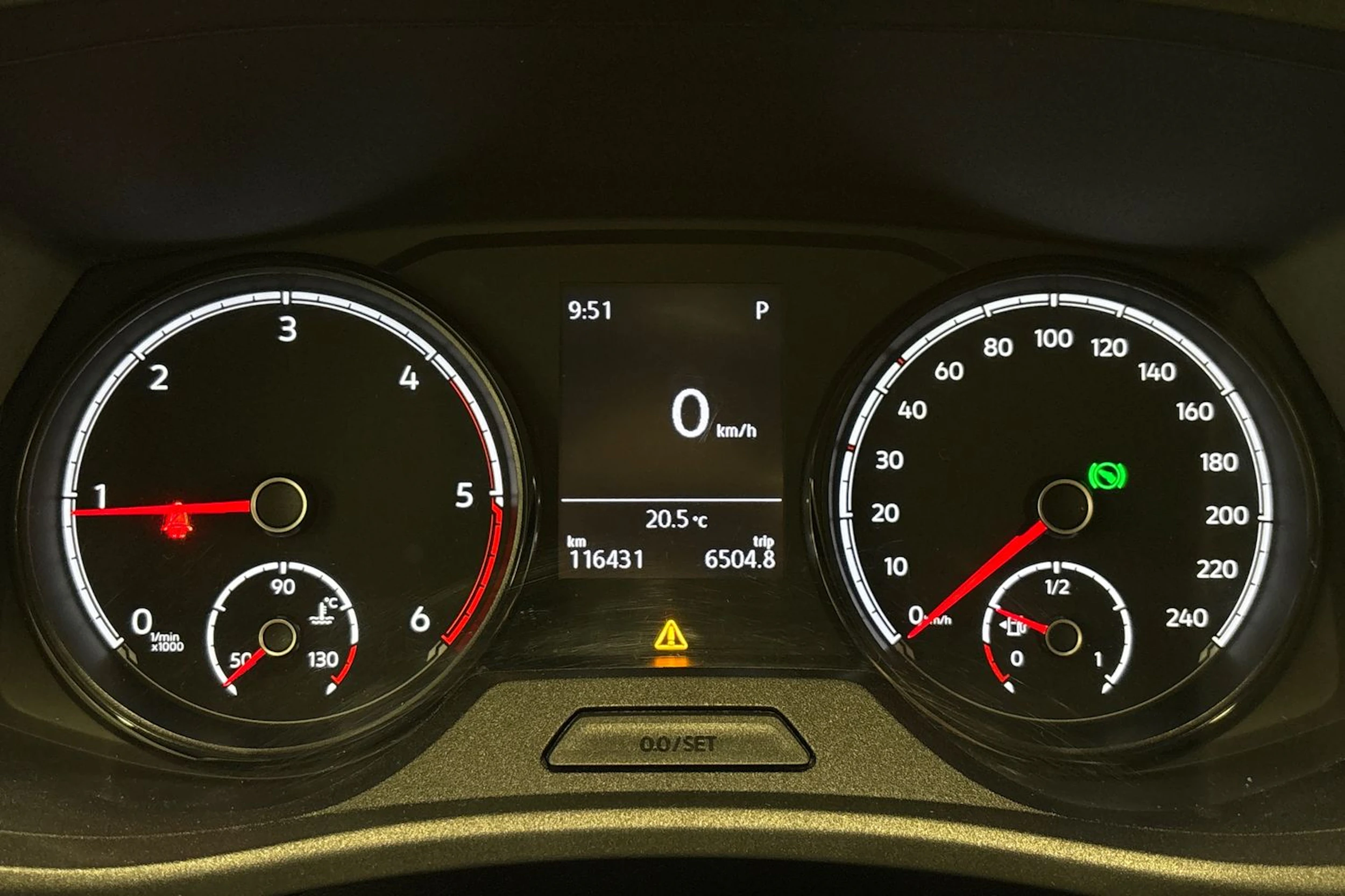 met. musta Volkswagen Transporter 2021 kuva 18.
