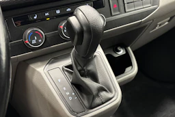 met. musta Volkswagen Transporter 2021 kuva 21.