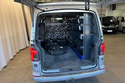 hopea Volkswagen Transporter 2022 kuva 4.