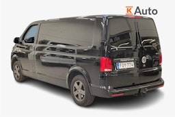 musta Volkswagen Transporter 2021 kuva 2.