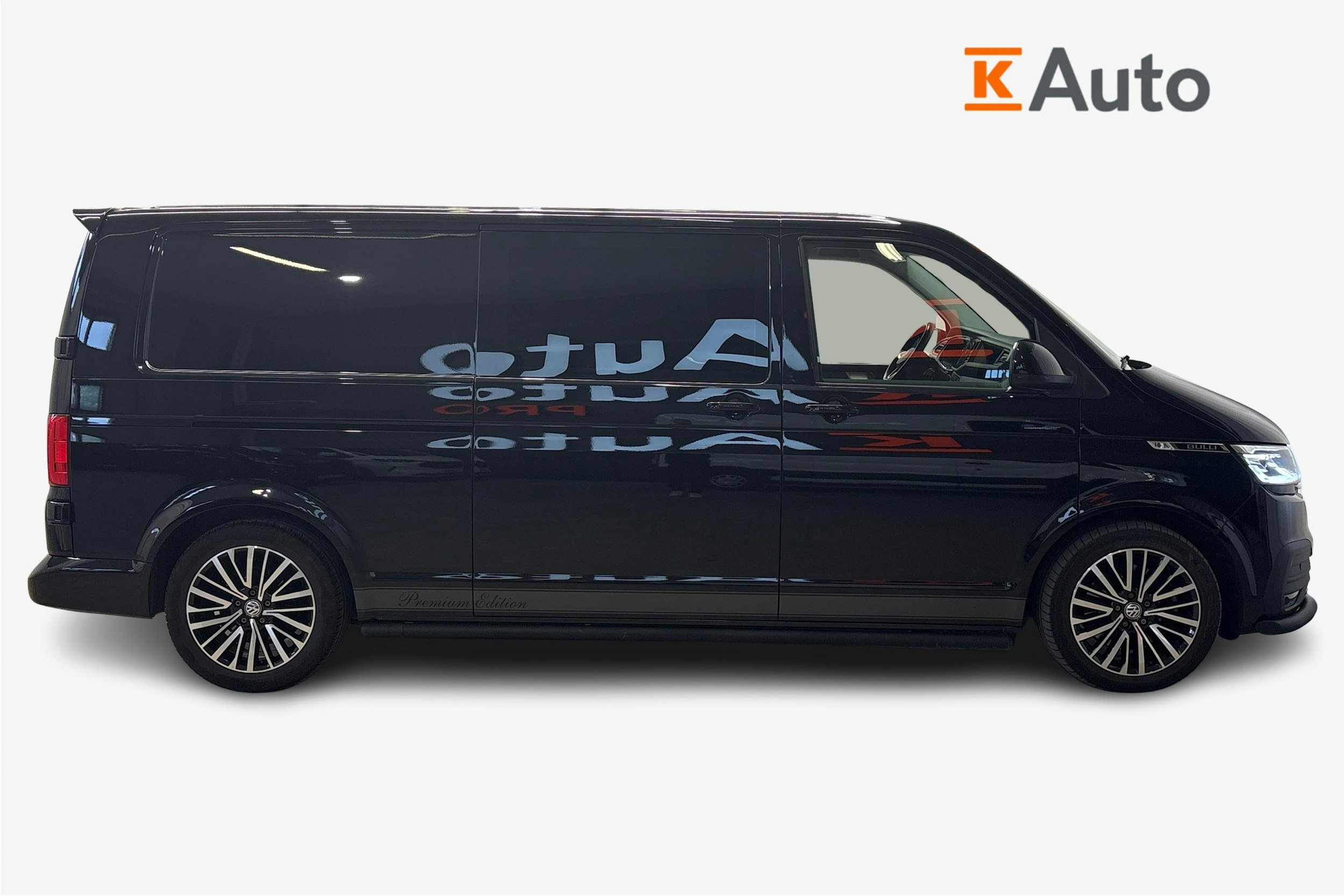 musta Volkswagen Transporter 2022 kuva 5.