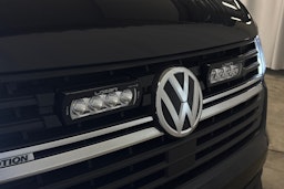 musta Volkswagen Transporter 2022 kuva 12.