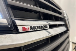 valkoinen Volkswagen Transporter 2021 kuva 21.