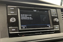 valkoinen Volkswagen Transporter 2021 kuva 27.