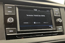 valkoinen Volkswagen Transporter 2021 kuva 28.