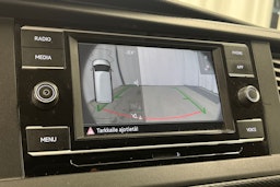 valkoinen Volkswagen Transporter 2021 kuva 29.