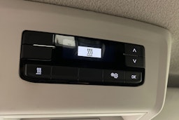 valkoinen Volkswagen Transporter 2021 kuva 30.