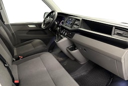 valkoinen Volkswagen Transporter 2021 kuva 11.