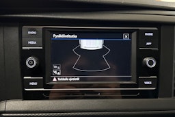 valkoinen Volkswagen Transporter 2021 kuva 21.