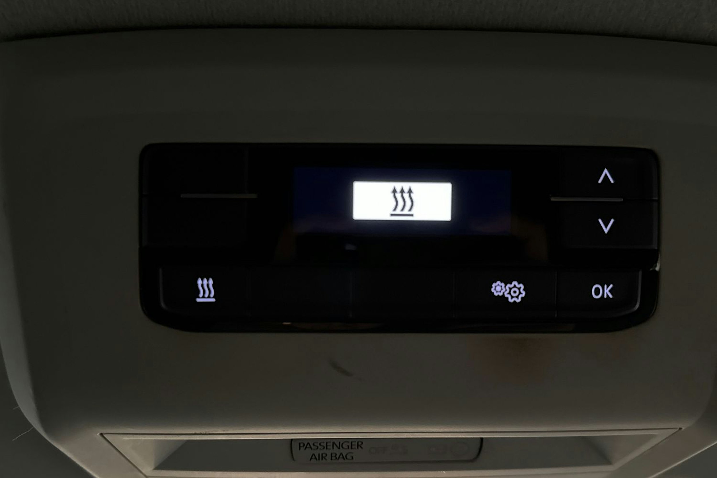 valkoinen Volkswagen Transporter 2021 kuva 24.