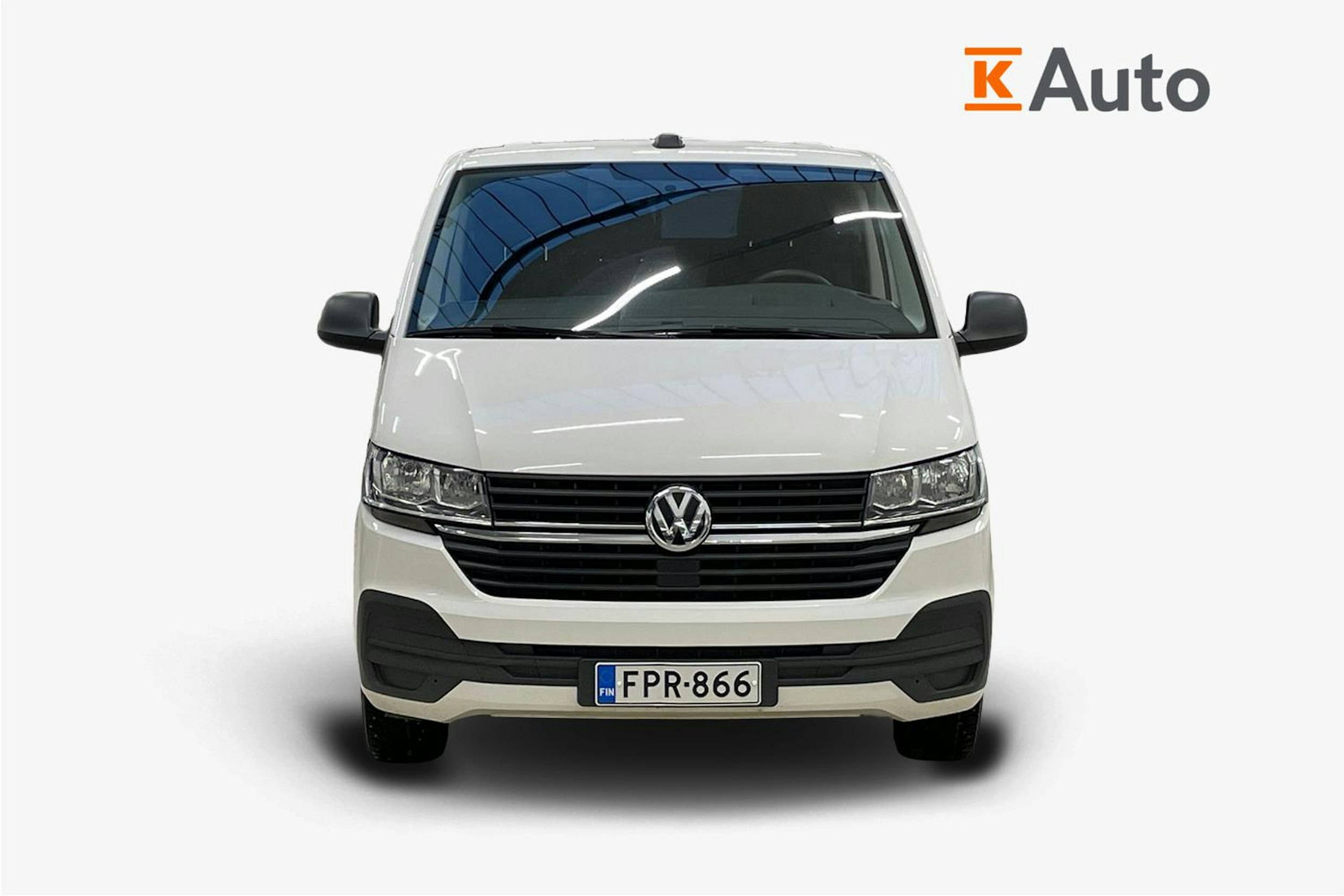 valkoinen Volkswagen Transporter 2021 kuva 4.