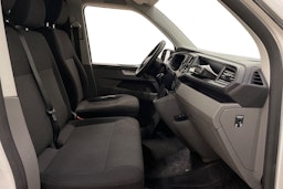 valkoinen Volkswagen Transporter 2021 kuva 8.