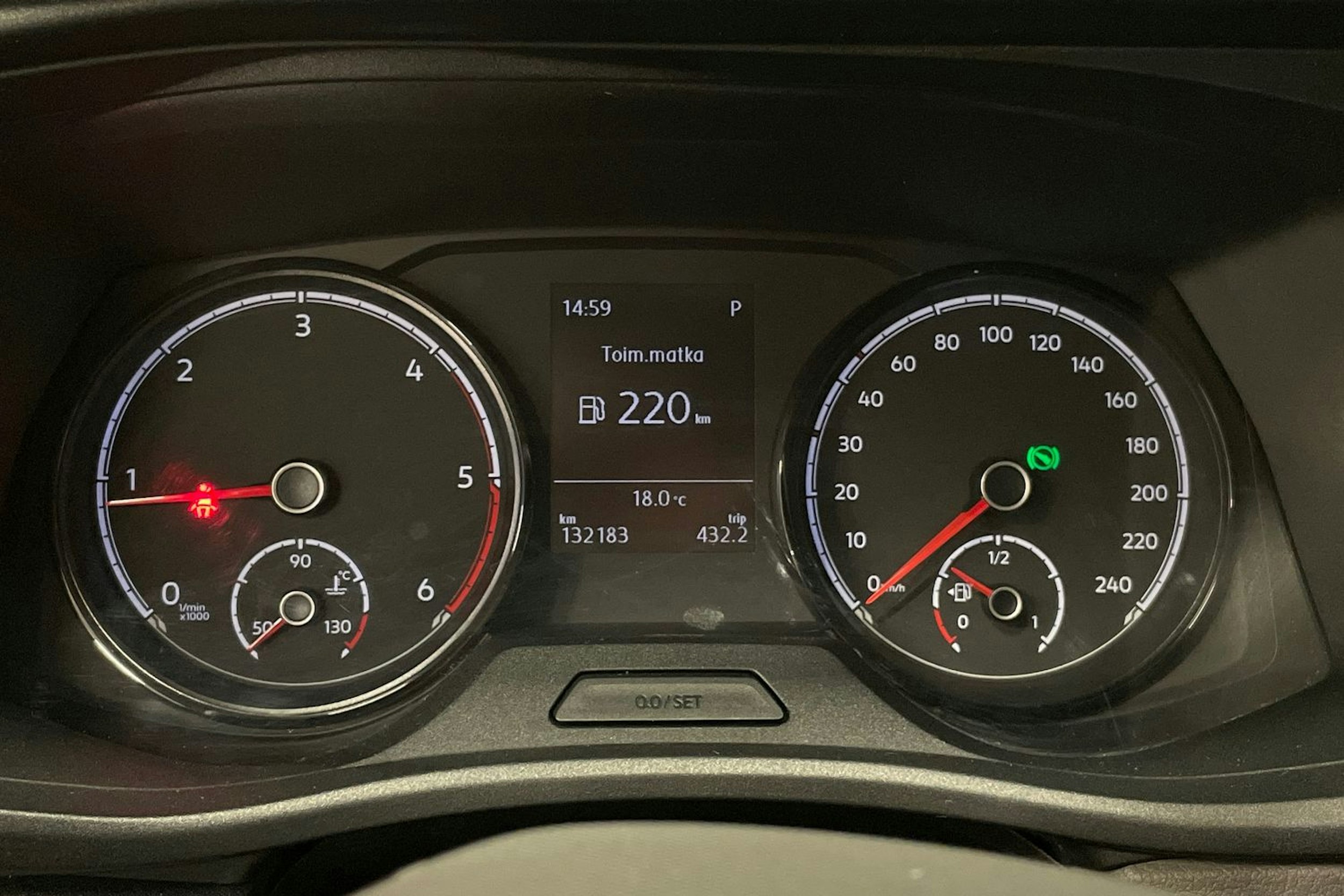 valkoinen Volkswagen Transporter 2021 kuva 13.