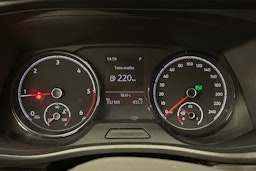 valkoinen Volkswagen Transporter 2021 kuva 13.