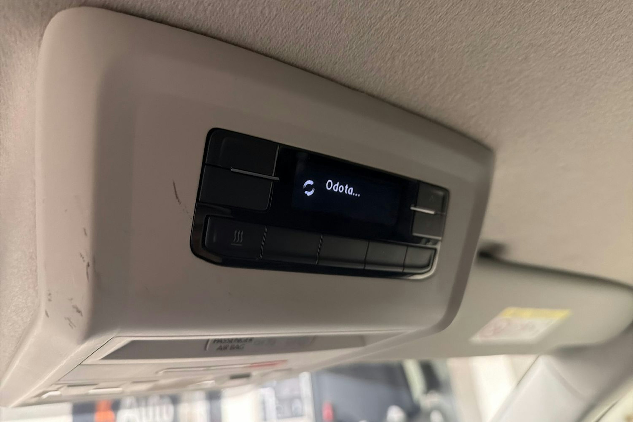 valkoinen Volkswagen Transporter 2021 kuva 19.