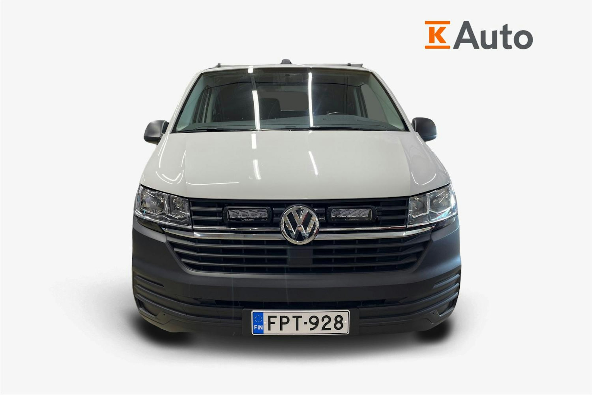 valkoinen Volkswagen Transporter 2021 kuva 5.
