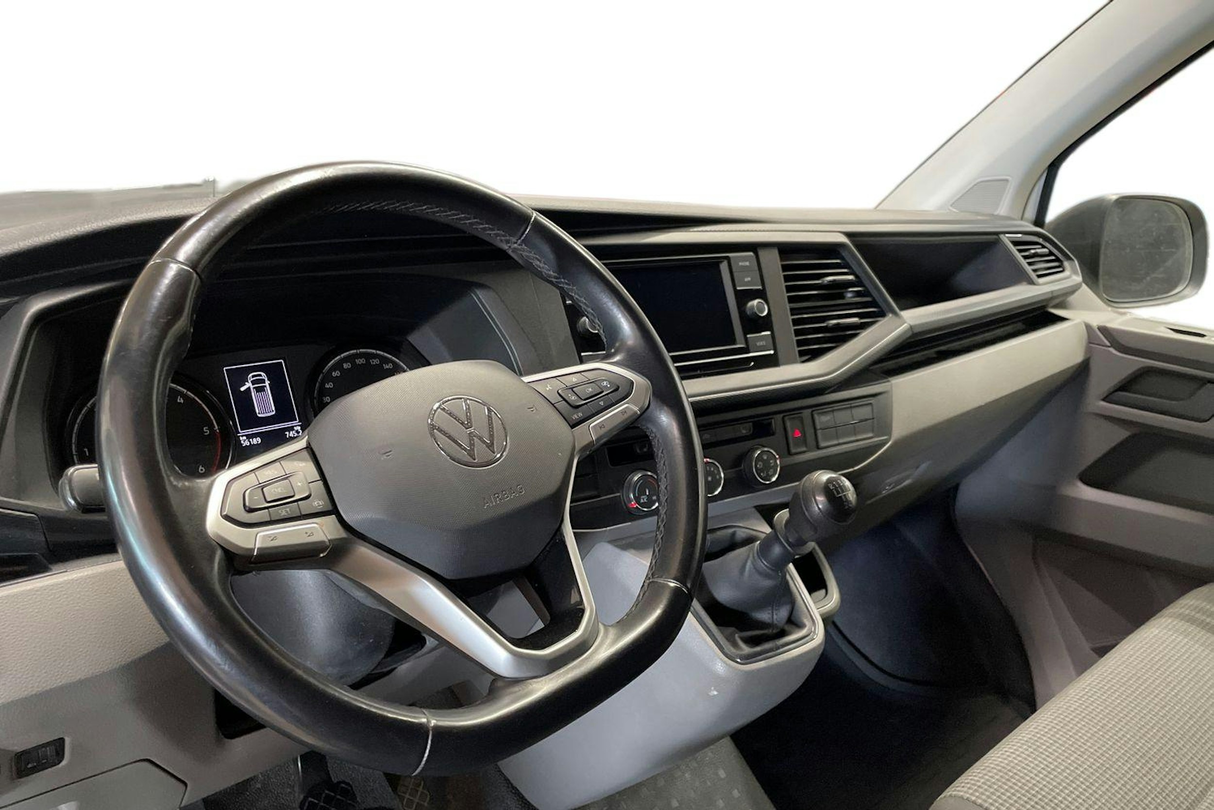 valkoinen Volkswagen Transporter 2021 kuva 9.