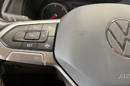 valkoinen Volkswagen Transporter 2021 kuva 27.