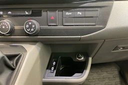 Valkoinen Volkswagen TRANSPORTER 2021 kuva 17.