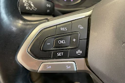 Valkoinen Volkswagen TRANSPORTER 2021 kuva 18.