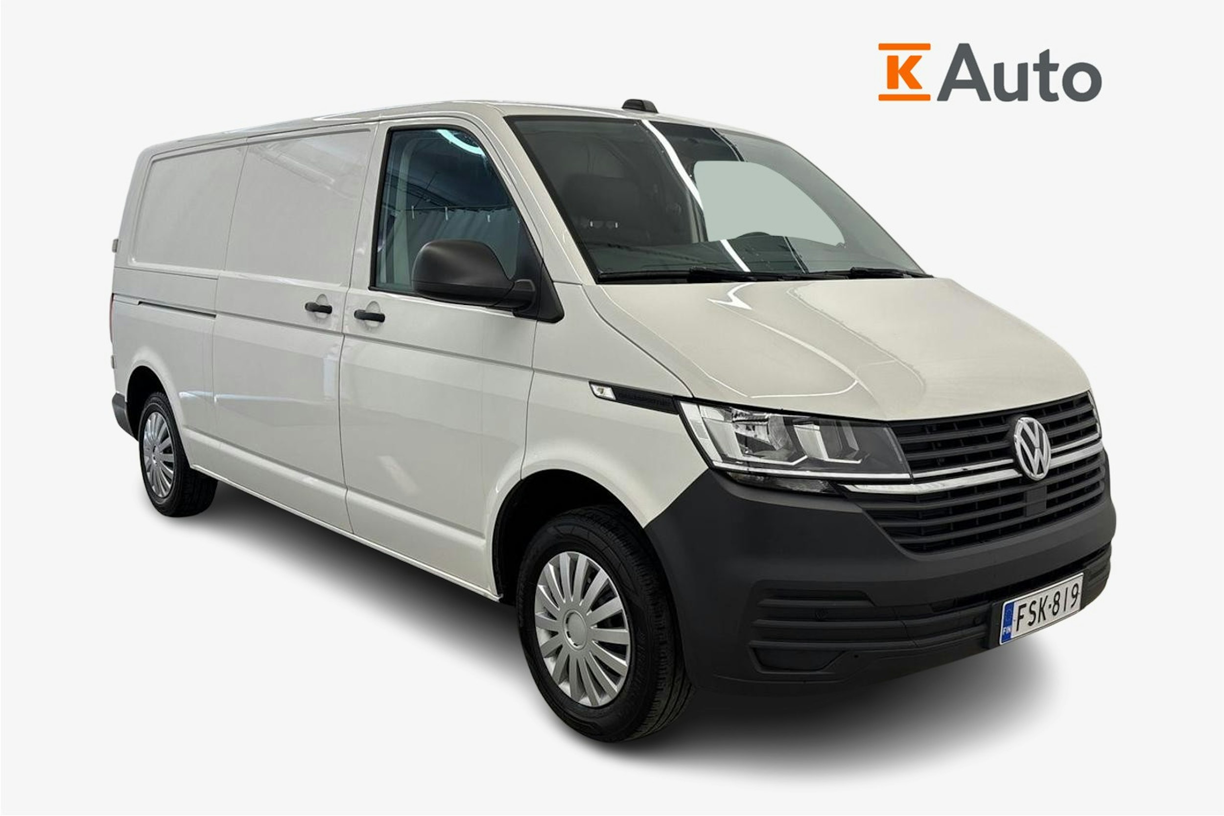 Valkoinen Volkswagen Transporter 2021 kuva 1.