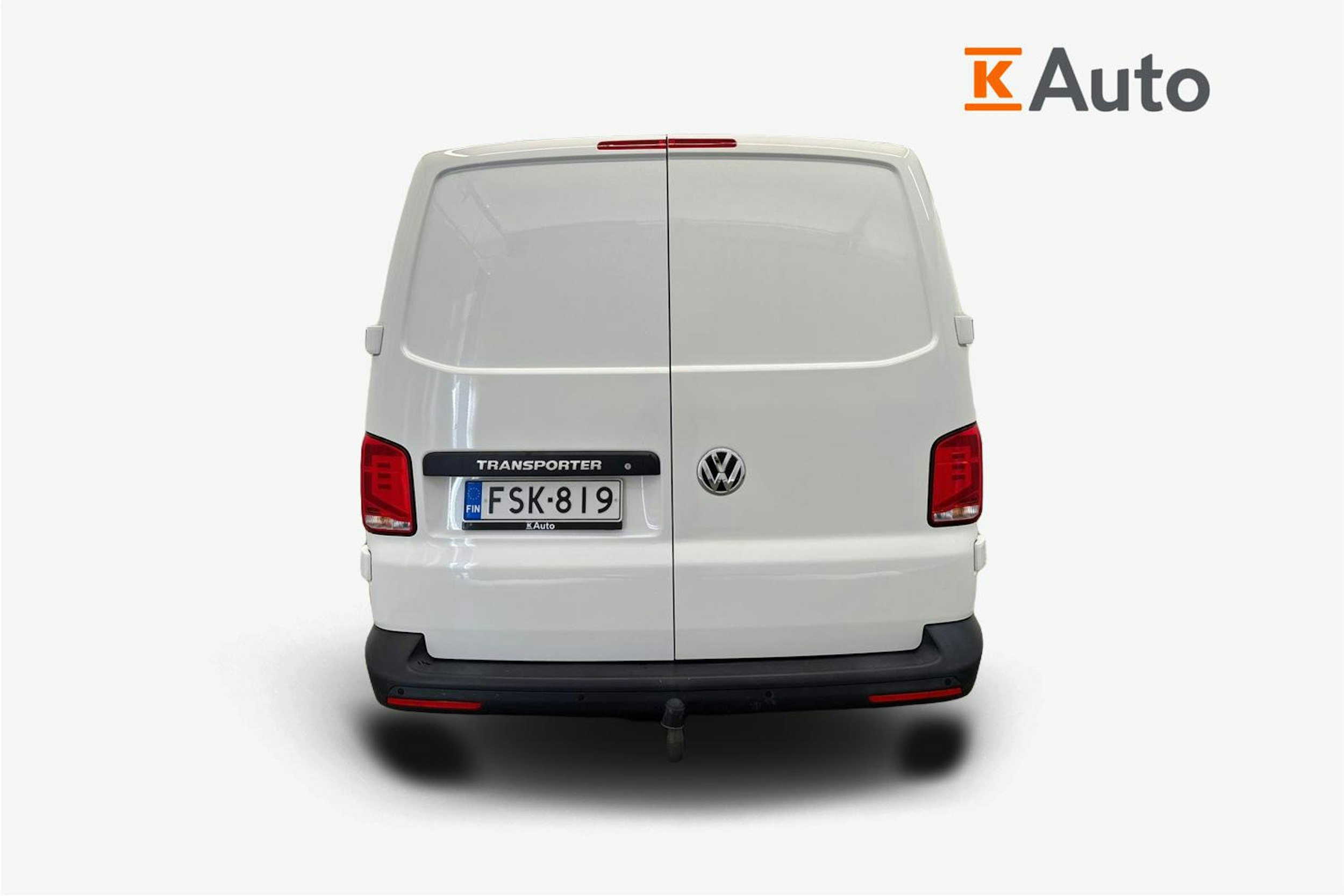 Valkoinen Volkswagen Transporter 2021 kuva 3.
