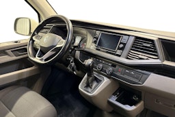 valkoinen Volkswagen Transporter 2021 kuva 11.