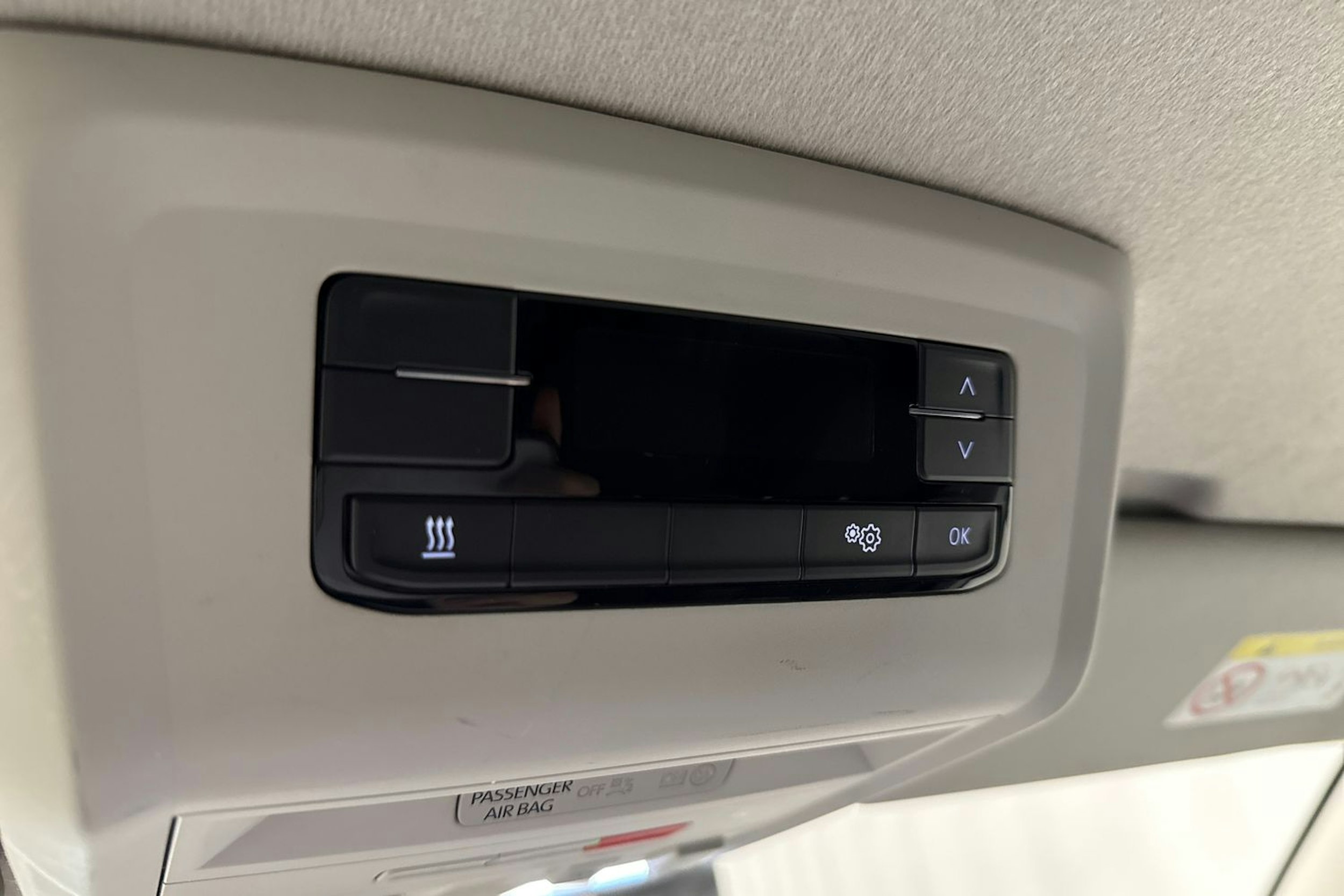 valkoinen Volkswagen Transporter 2021 kuva 21.