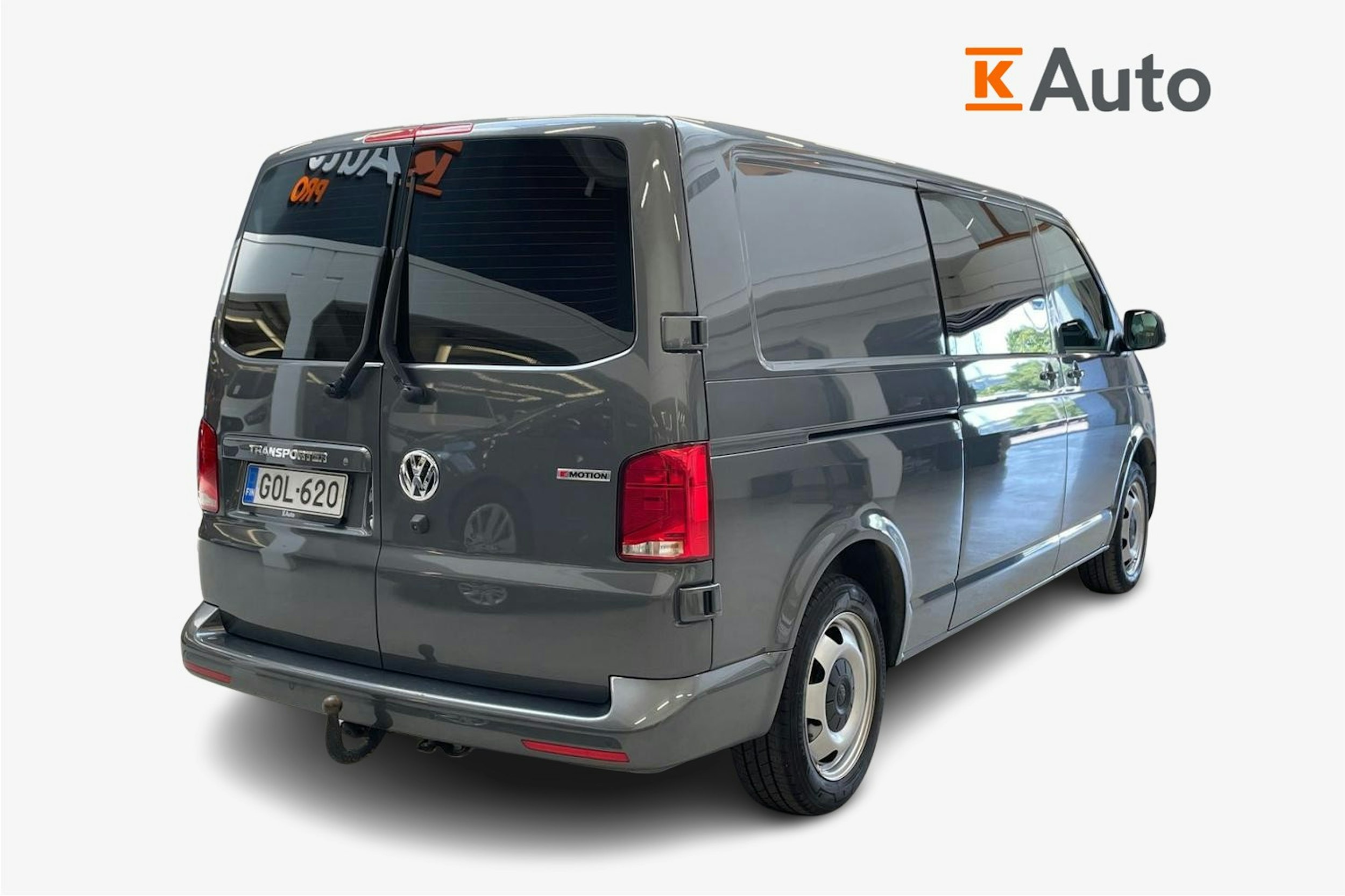 harmaa Volkswagen Transporter 2021 kuva 2.