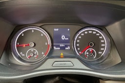 harmaa Volkswagen Transporter 2021 kuva 23.
