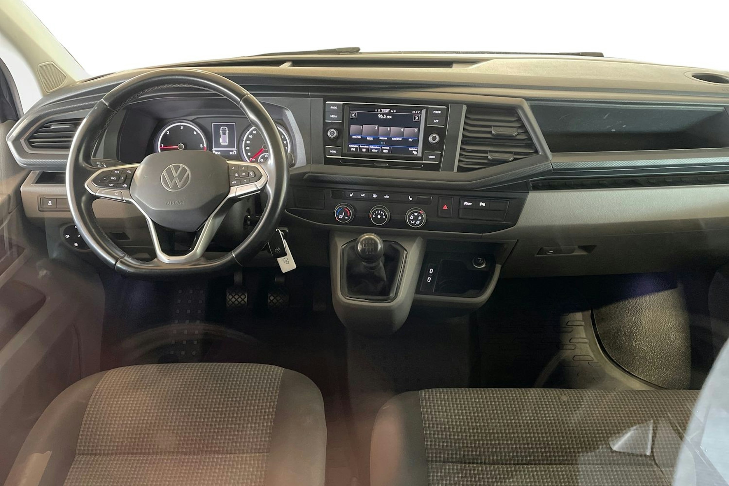 Sininen Volkswagen TRANSPORTER 2021 kuva 9.