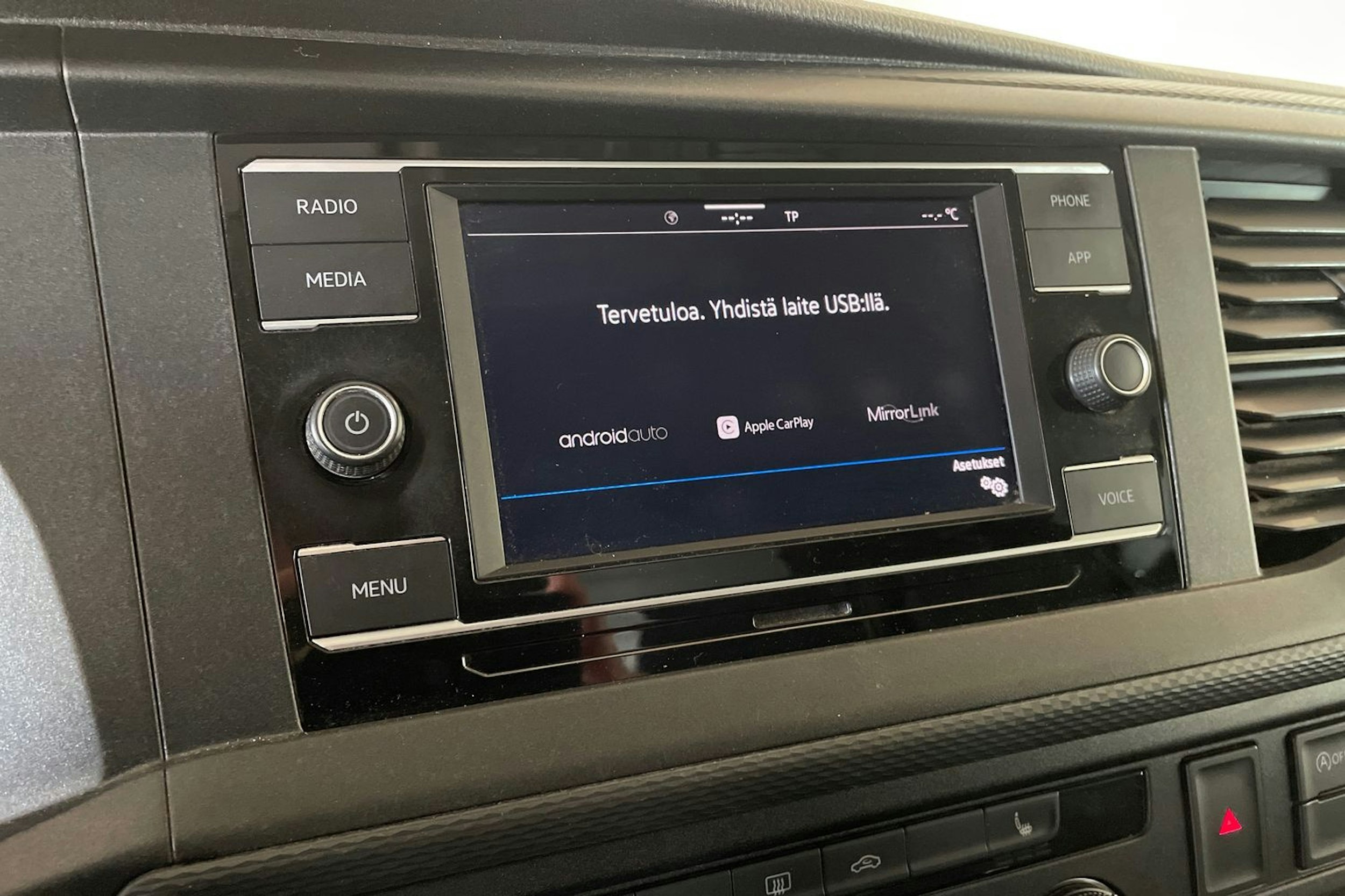 Sininen Volkswagen TRANSPORTER 2021 kuva 15.