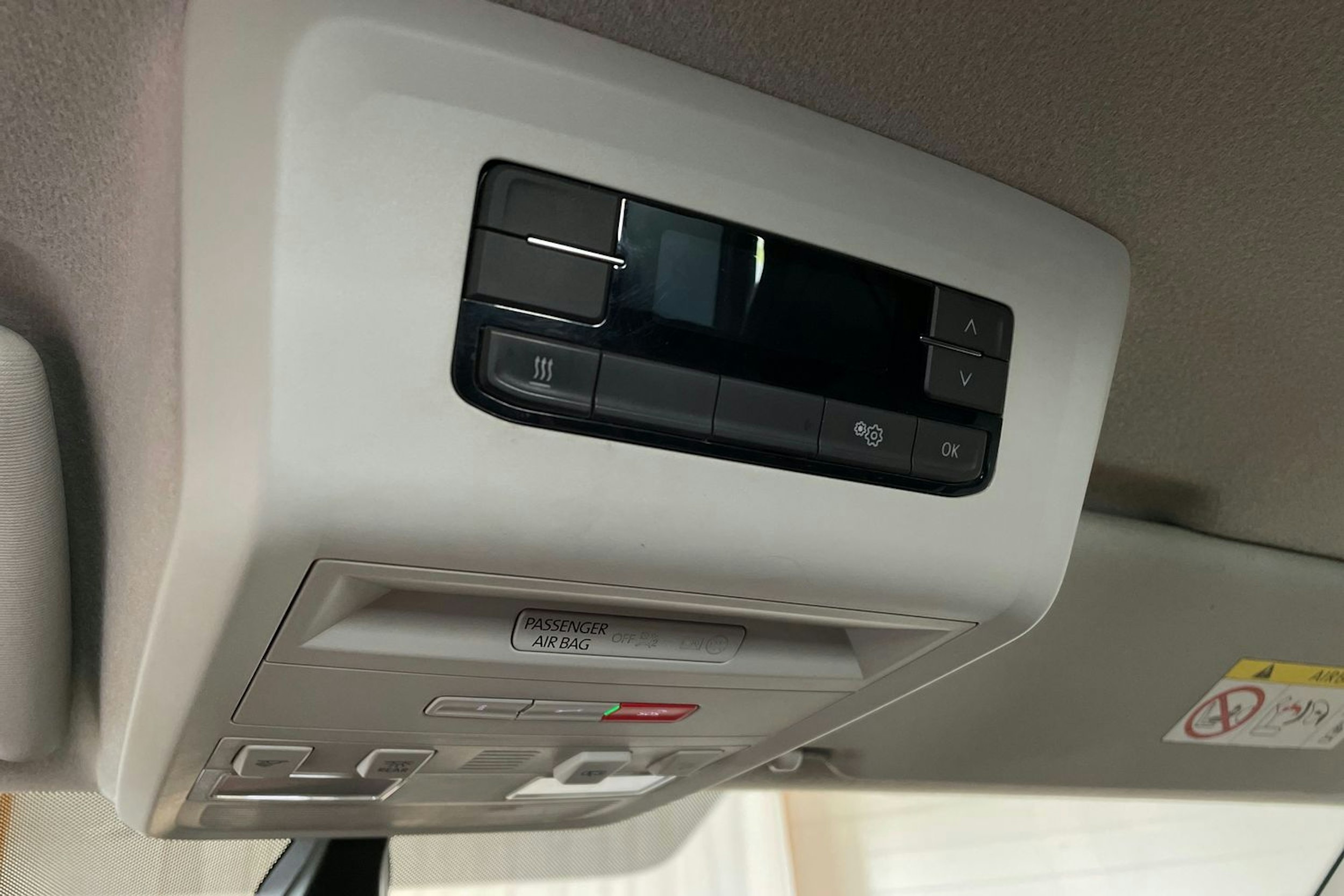 Sininen Volkswagen TRANSPORTER 2021 kuva 17.