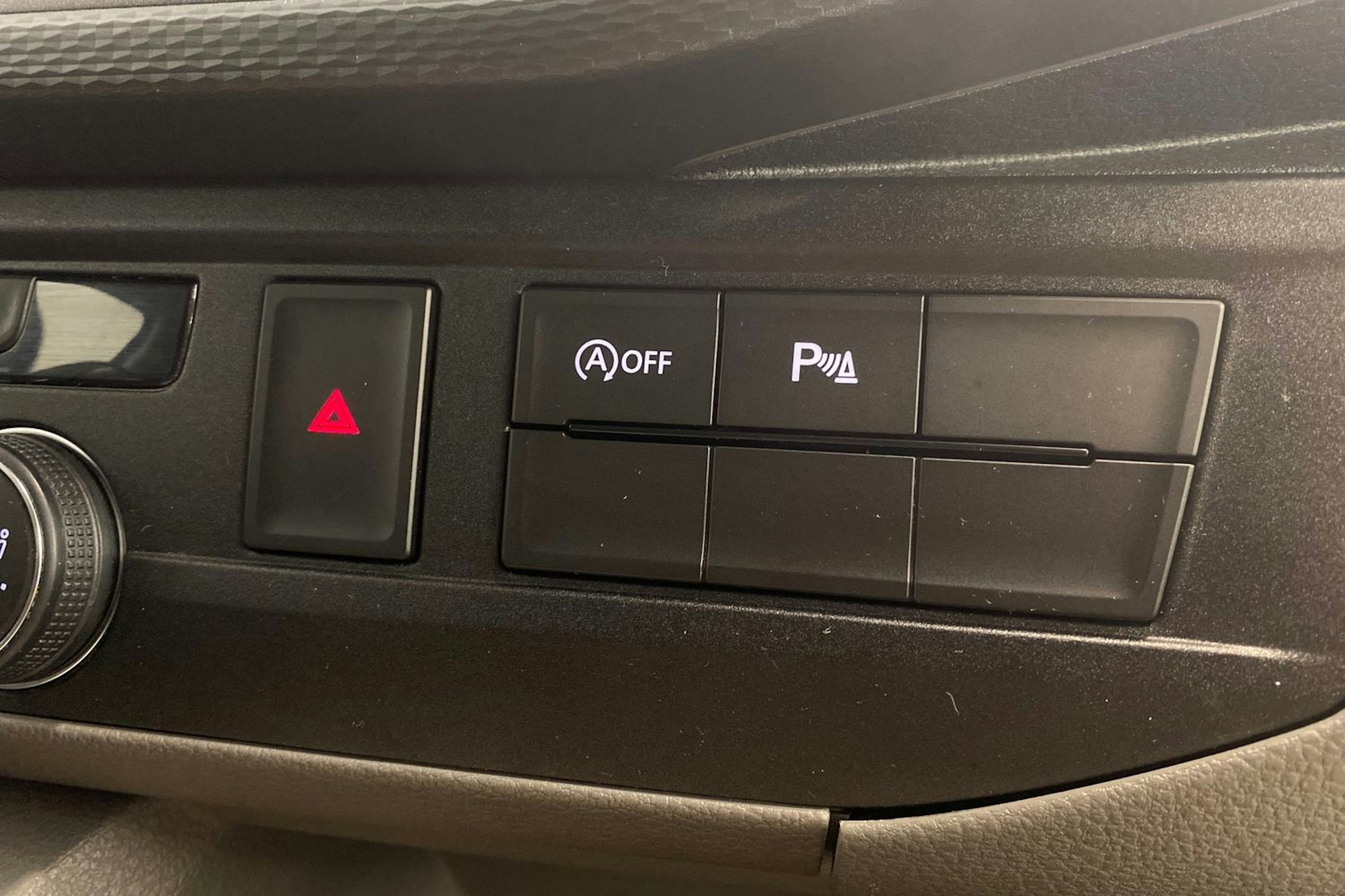 sininen Volkswagen Transporter 2021 kuva 21.