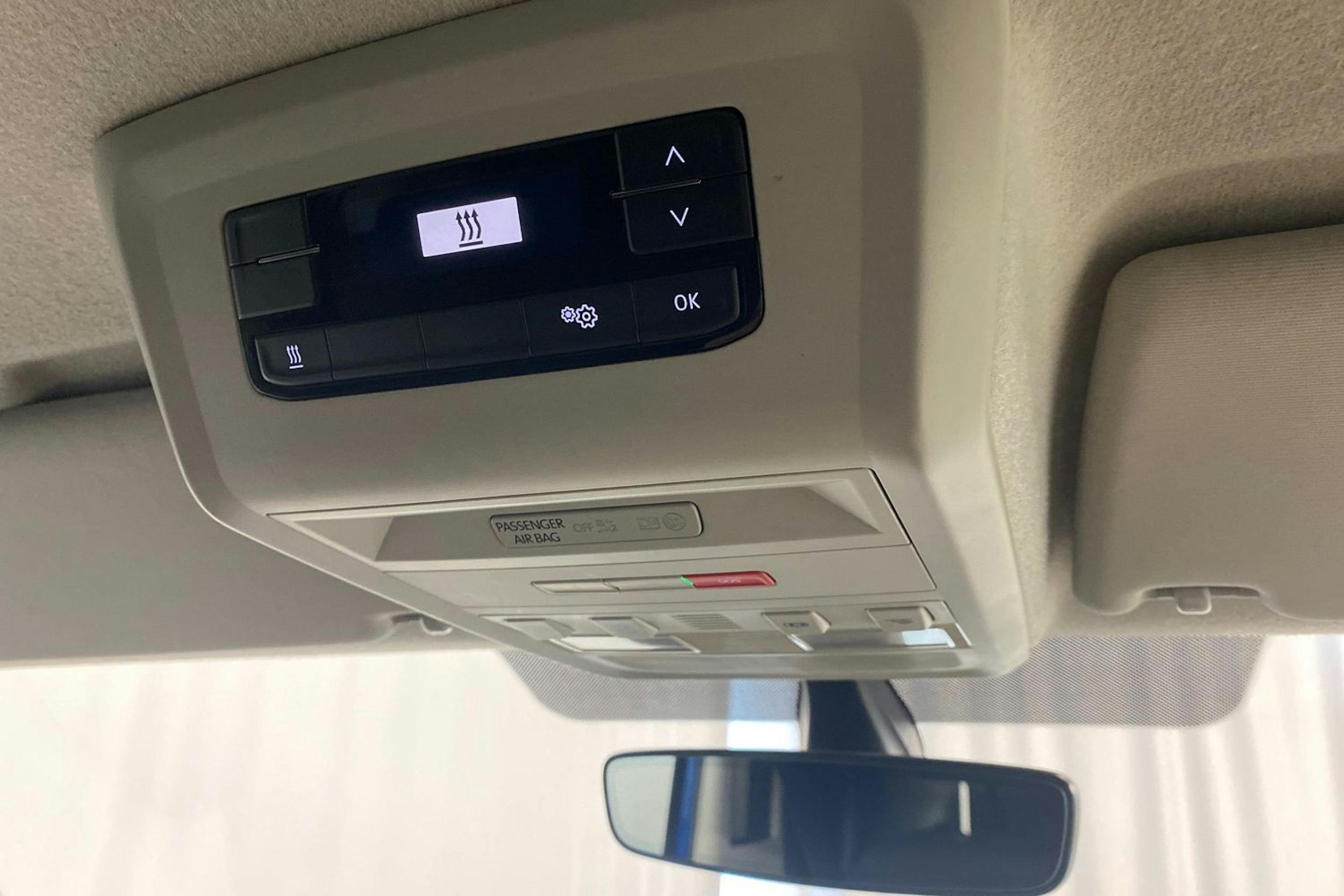 sininen Volkswagen Transporter 2021 kuva 23.