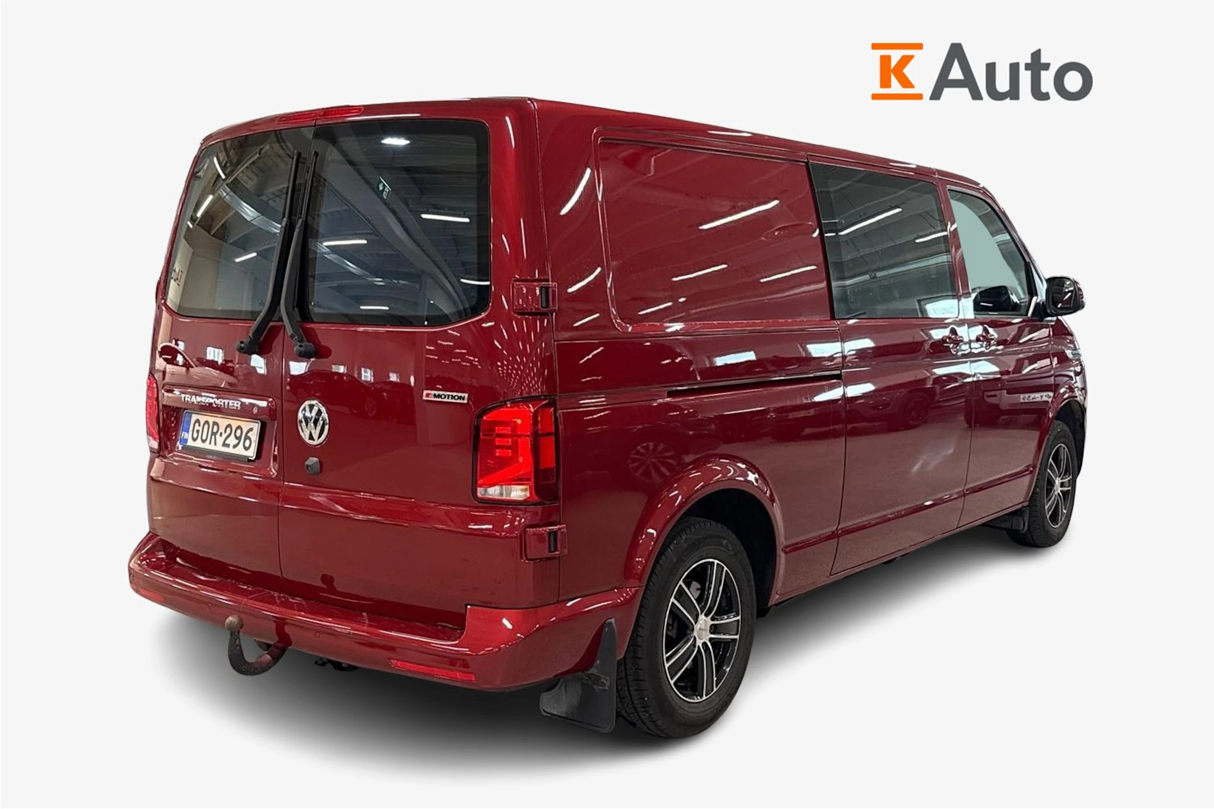 punainen Volkswagen Transporter 2021 kuva 3.