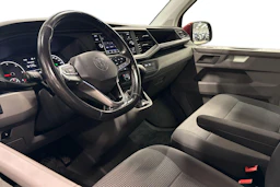 punainen Volkswagen Transporter 2021 kuva 8.