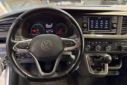 valkoinen Volkswagen Transporter 2021 kuva 4.